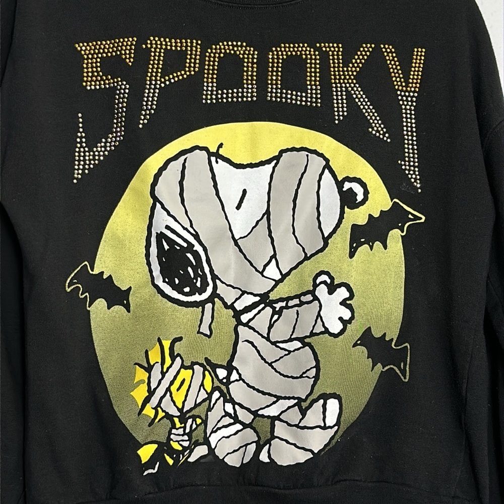 Peanuts Snoopy Spooky Halloween Black Crewneck‎ Sweatshirt Size Small Halloween - Picture 2 of 7